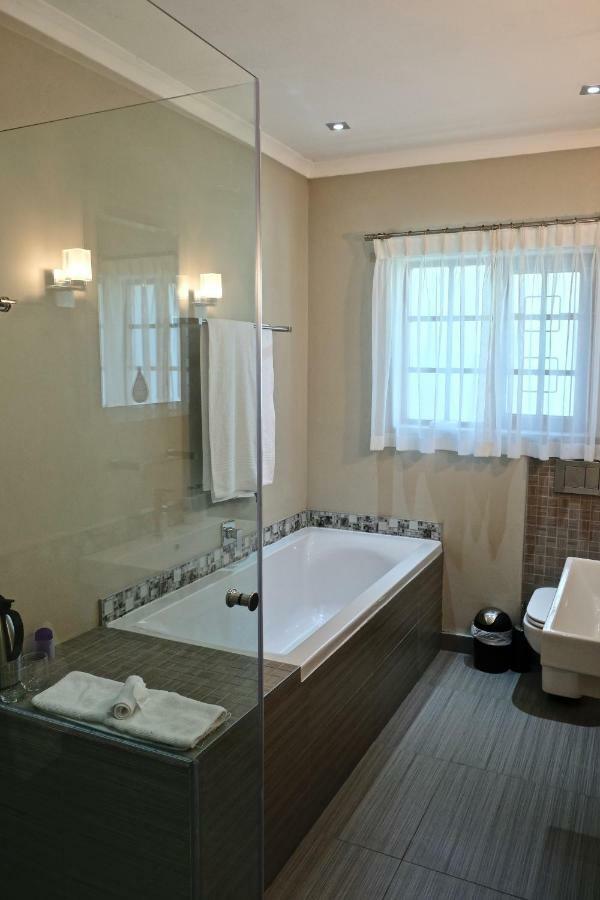 Gardenview Guest House Порт-Елізабет Екстер'єр фото